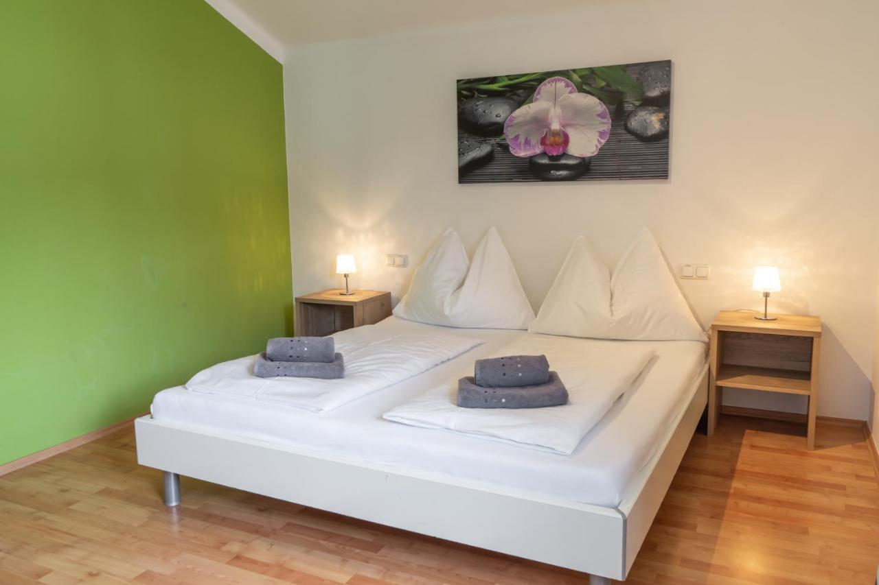 Ski Dome Appartements&Holiday Chalet Kaprun Buitenkant foto